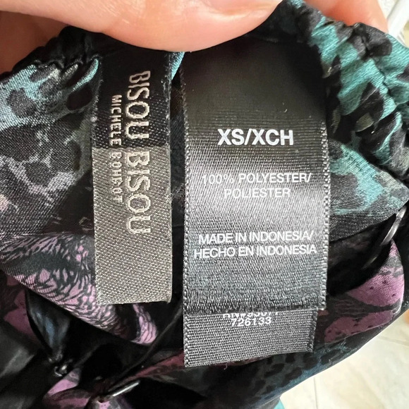 Satin Top Size XS - Picture 10 of 10